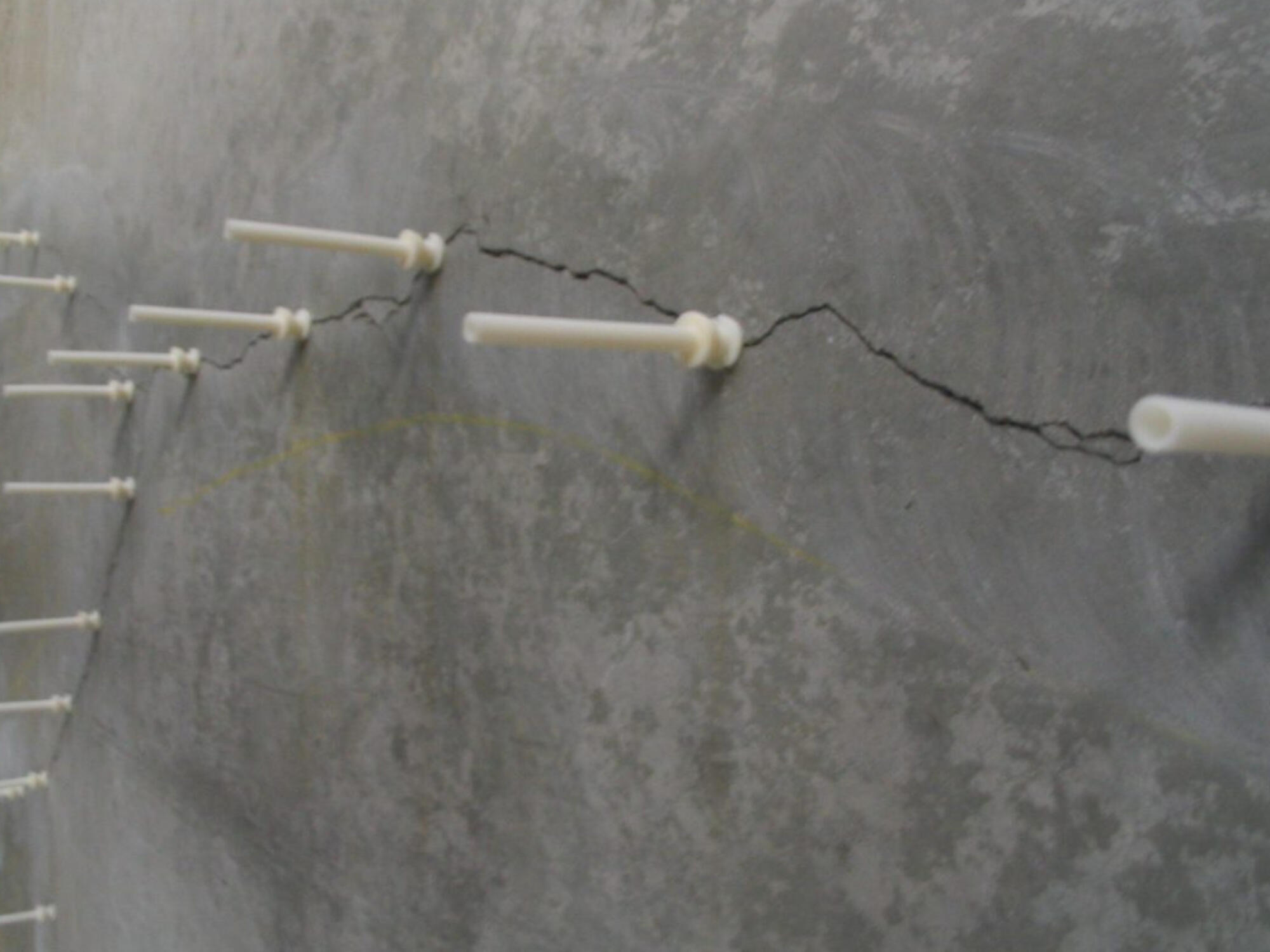 INTERIOR & EXTERIOR CRACK SEALING INTERIOR & EXTERIOR CRACK SEALING